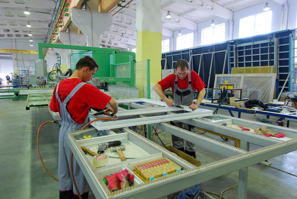 Фирма по остеклению балконов в Истра и Московской области Истра
